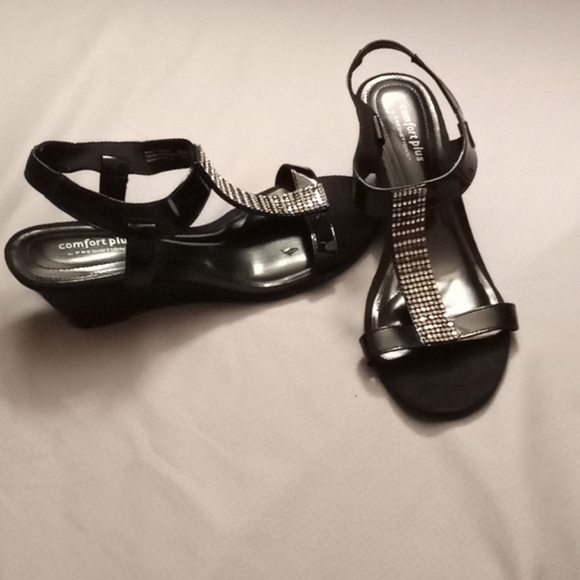 Wedged heels - Picture 1 of 1